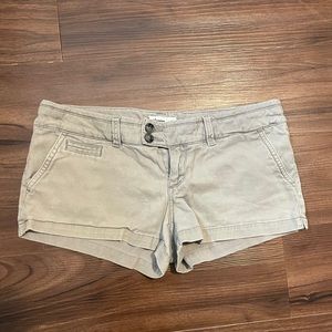 AE JEAN SHORTS